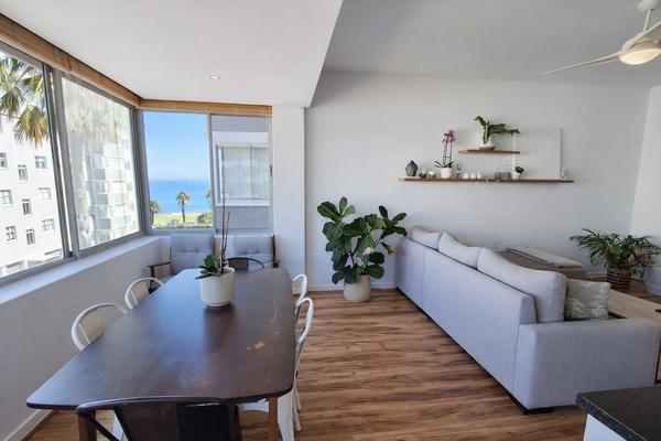 Apartment / Flat For Sale in Sea Point, Cape Town